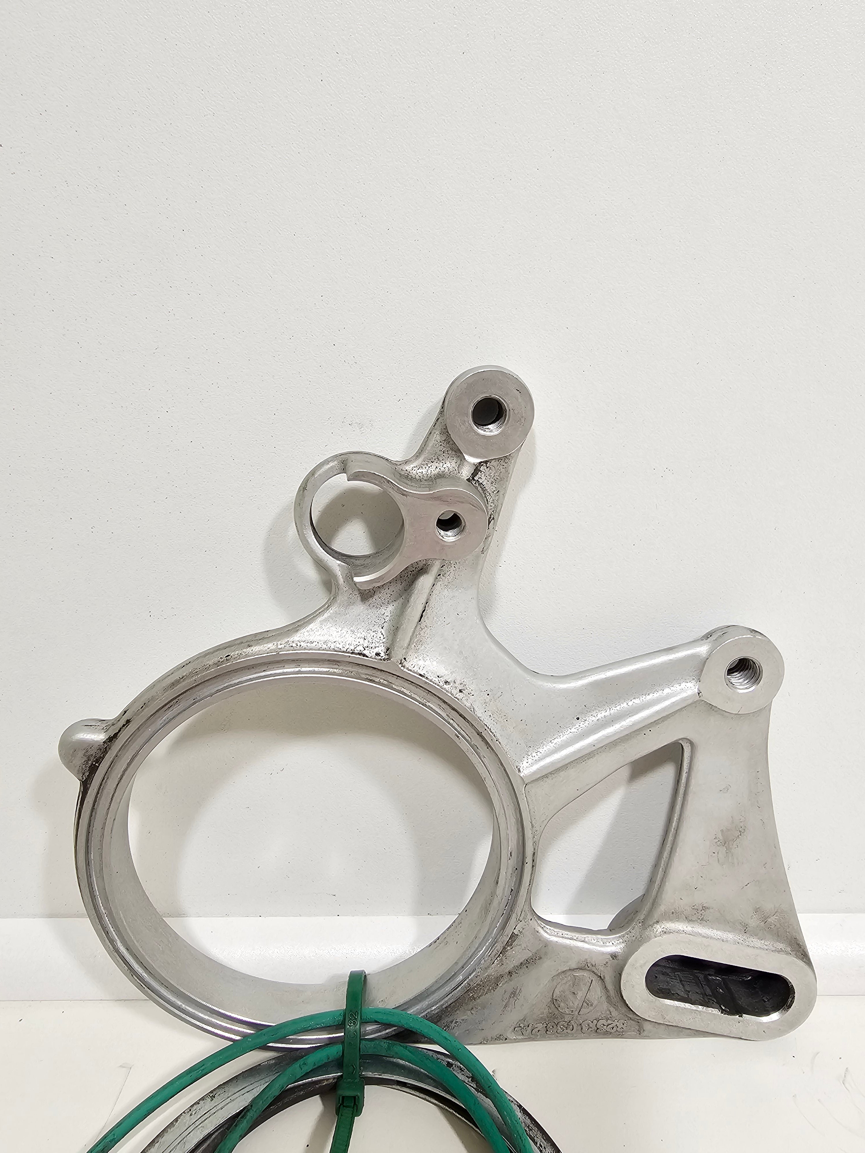 Support étrier de frein arrière Ducati 848 / 1098 / 1198