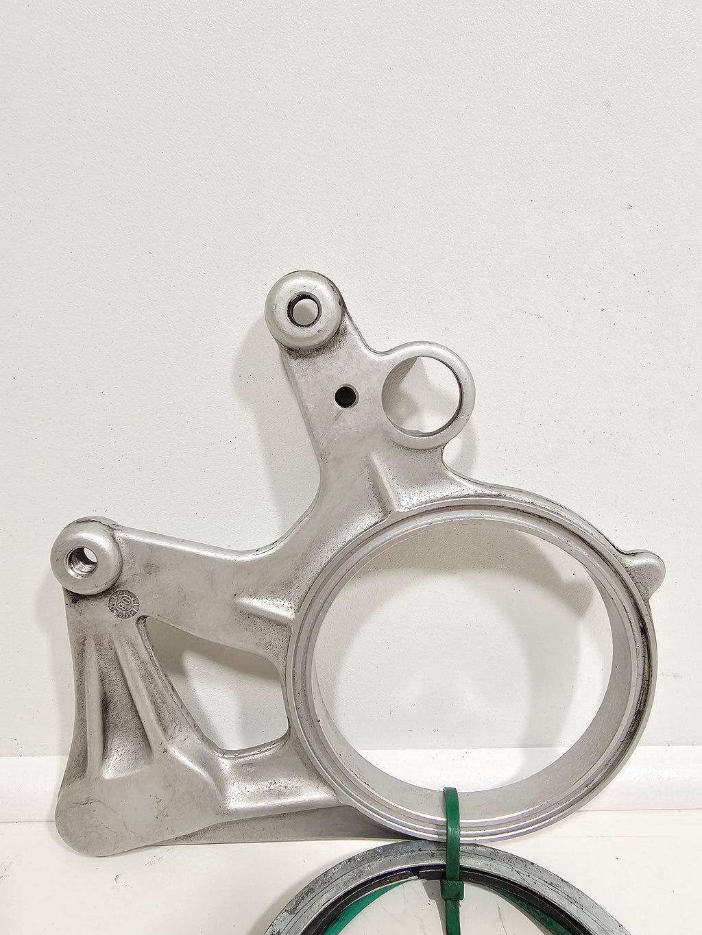 Support étrier de frein arrière Ducati 848 / 1098 / 1198