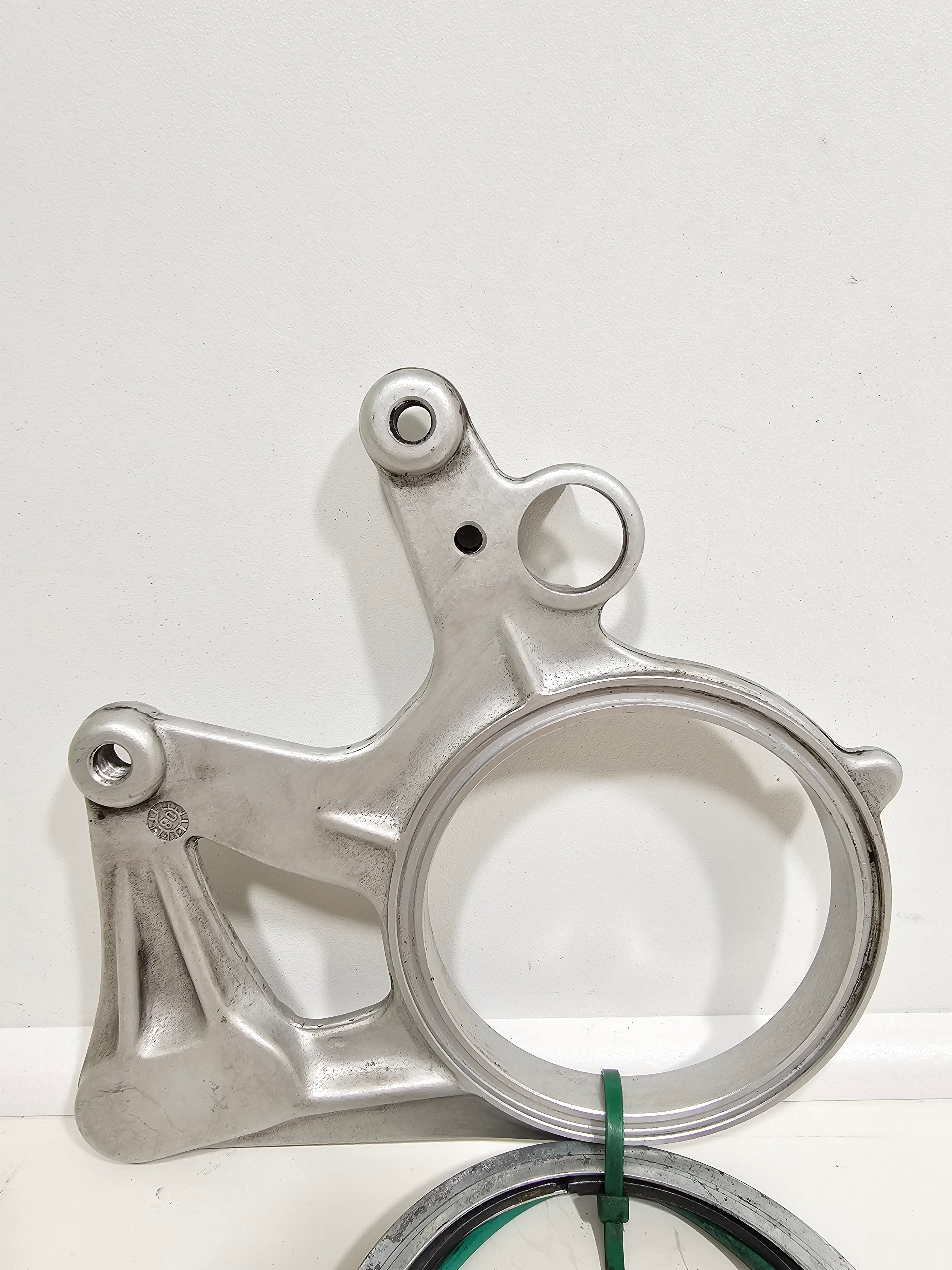 Support étrier de frein arrière Ducati 848 / 1098 / 1198