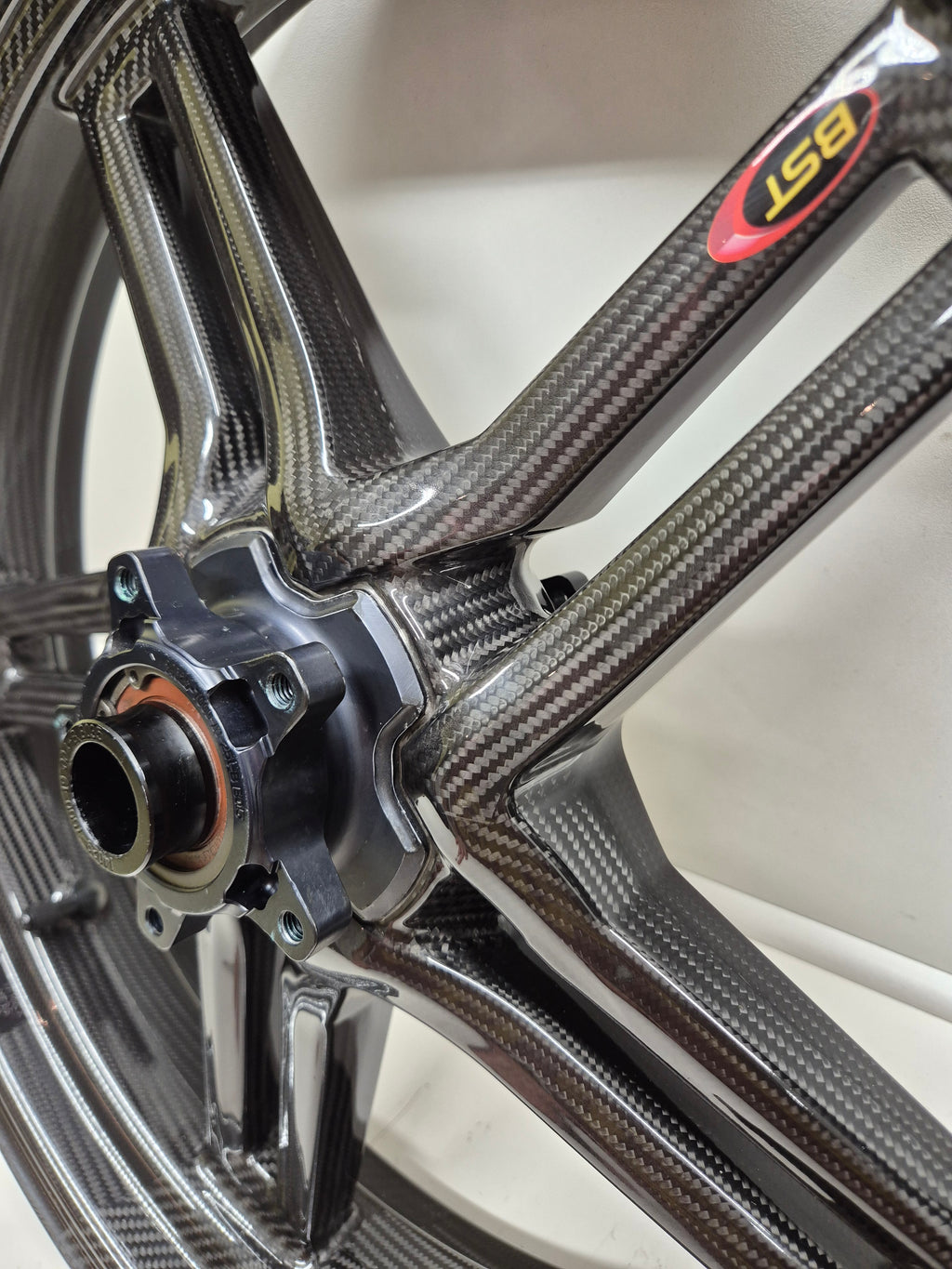 Paire de jantes / roues en carbone BST - Ducati Panigale 1199 / 1299 / V4