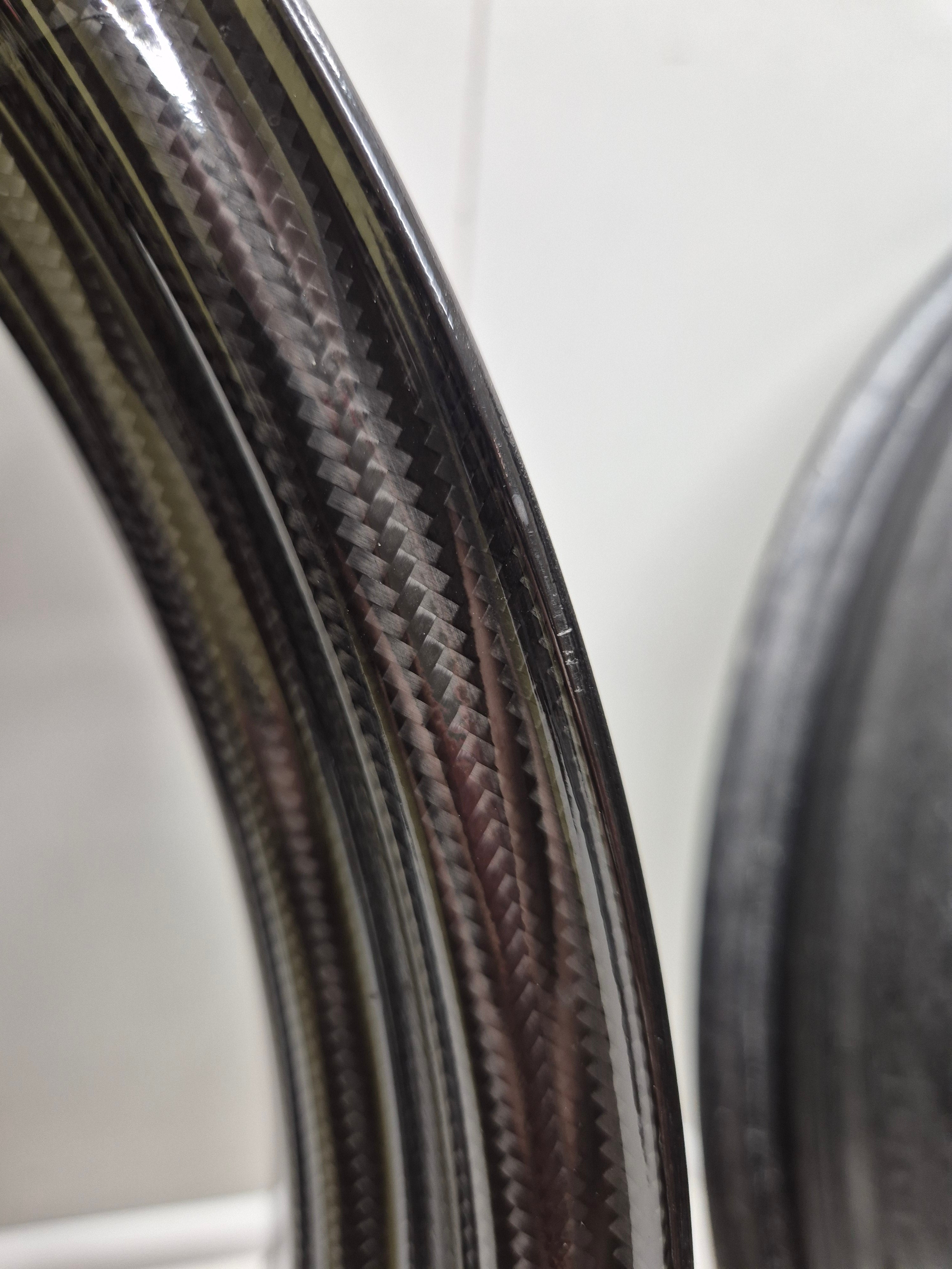 Paire de jantes / roues en carbone BST - Ducati Panigale 1199 / 1299 / V4