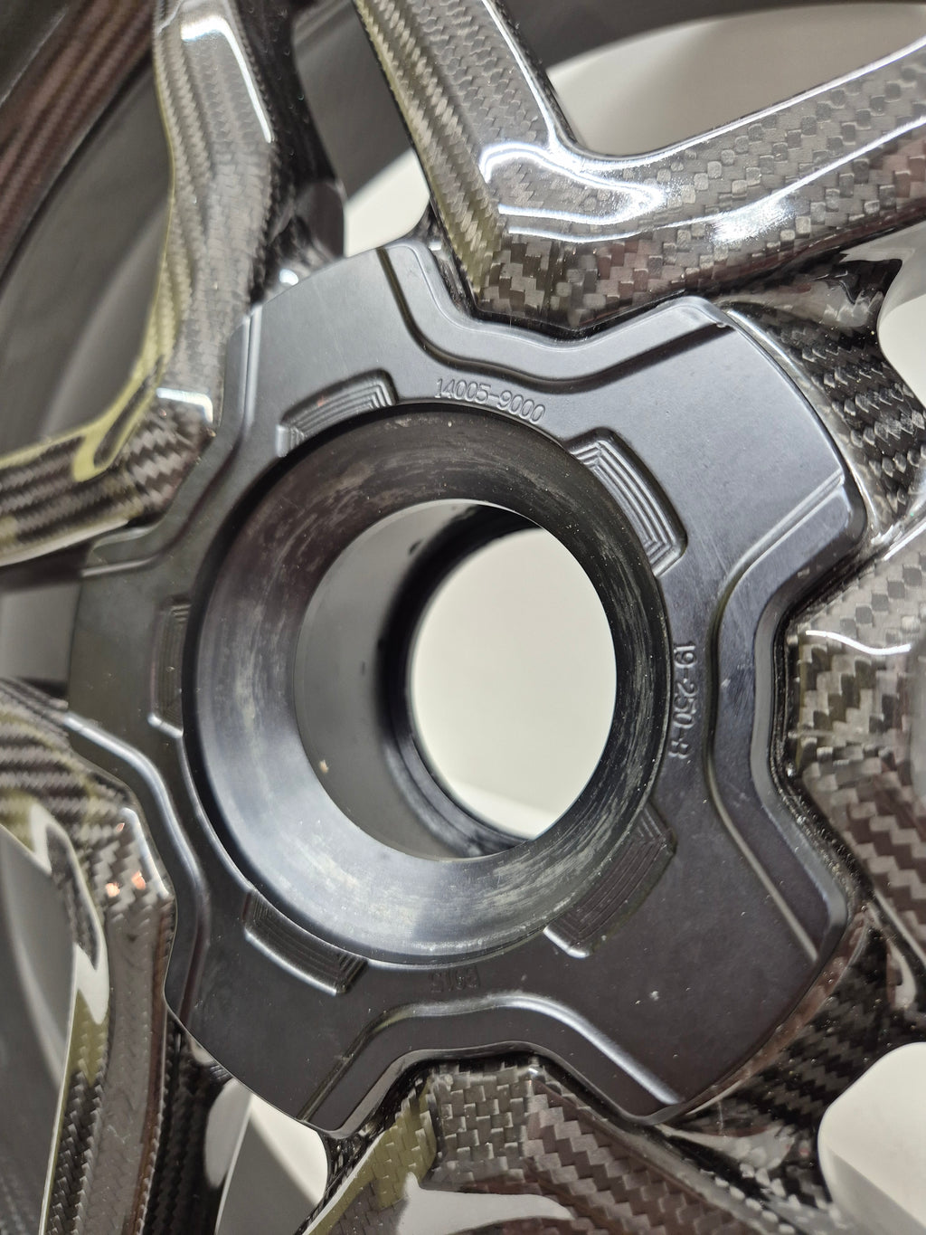 Paire de jantes / roues en carbone BST - Ducati Panigale 1199 / 1299 / V4