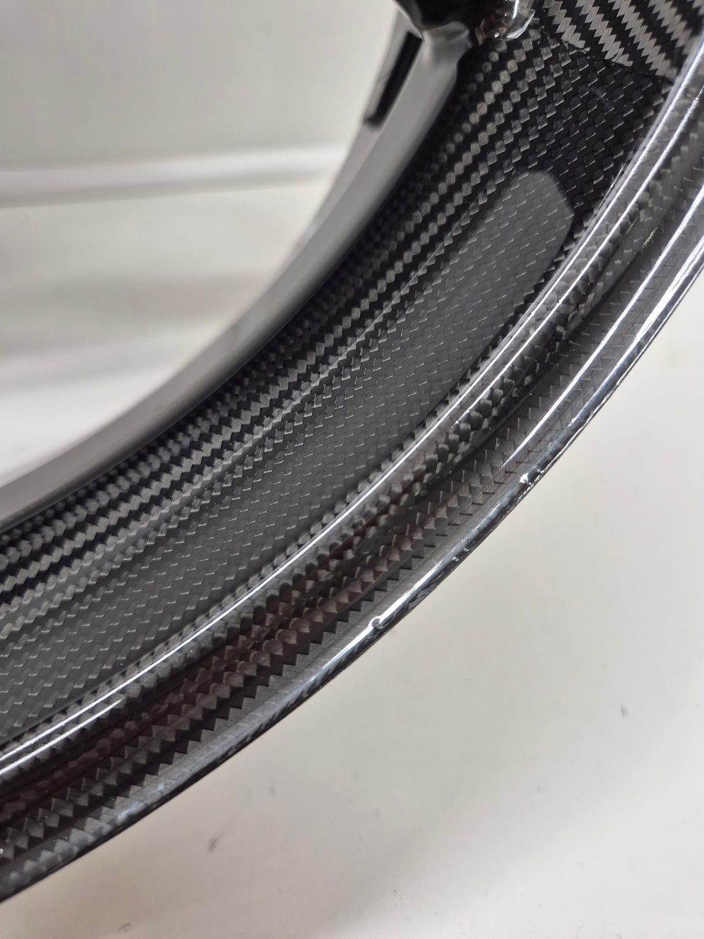 Paire de jantes / roues en carbone BST - Ducati Panigale 1199 / 1299 / V4