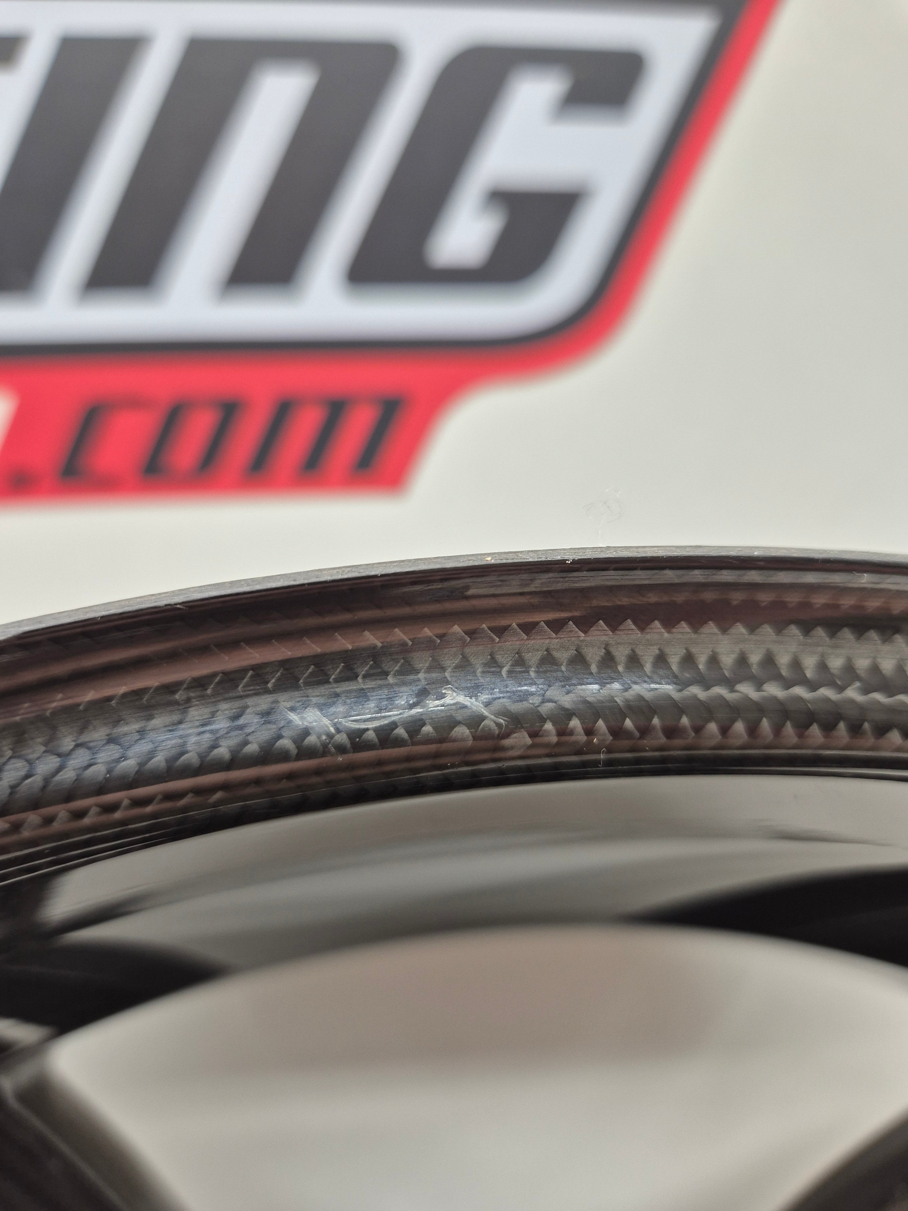 Paire de jantes / roues en carbone BST - Ducati Panigale 1199 / 1299 / V4