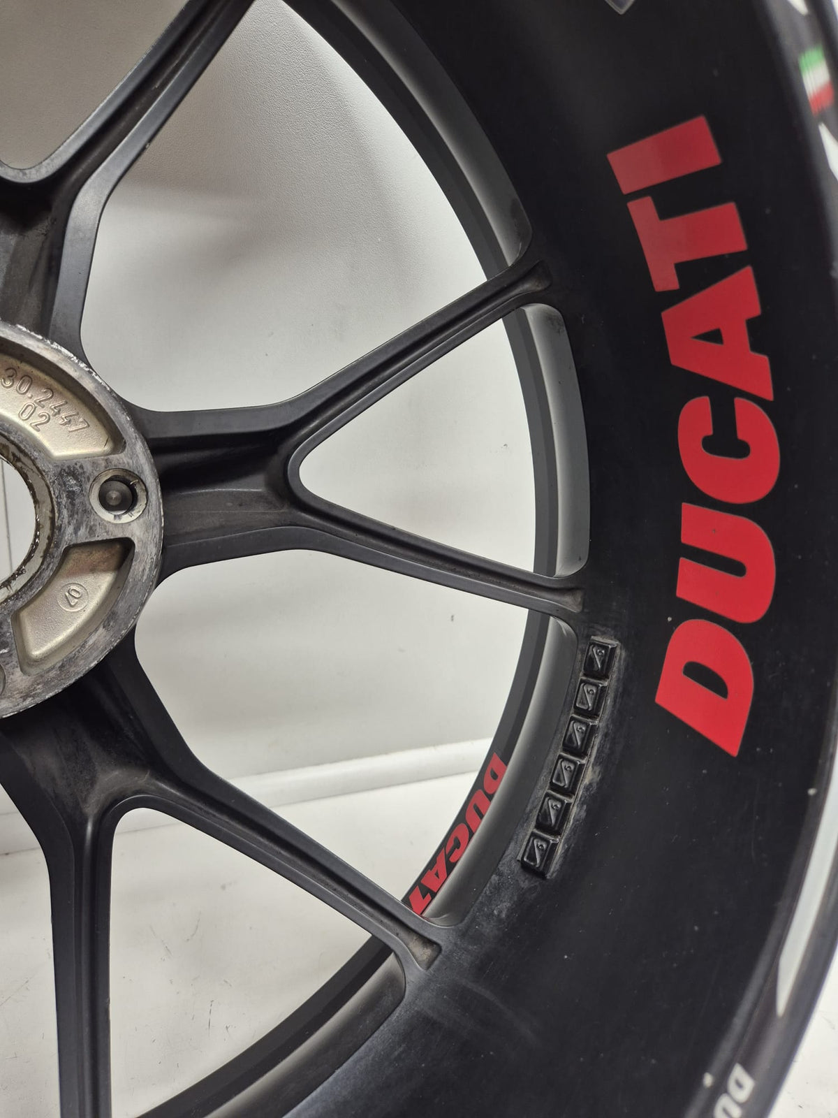 Jante / Roue arrière Ducati - 50211332AB