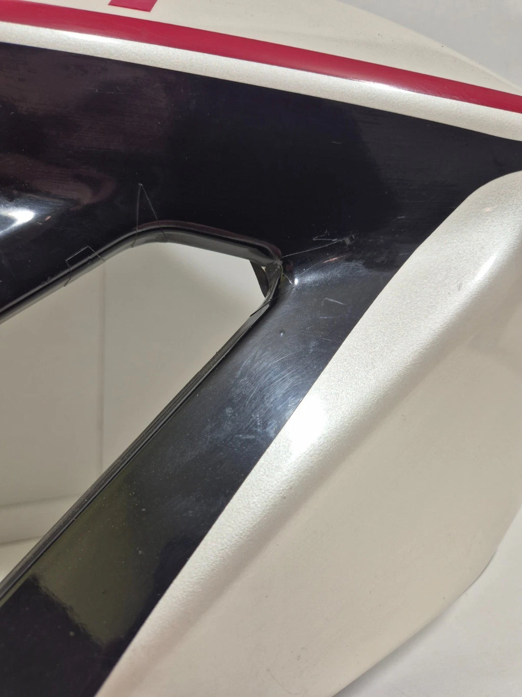 Carénage réservoir droit Ducati Hypermotard 1100 / 796