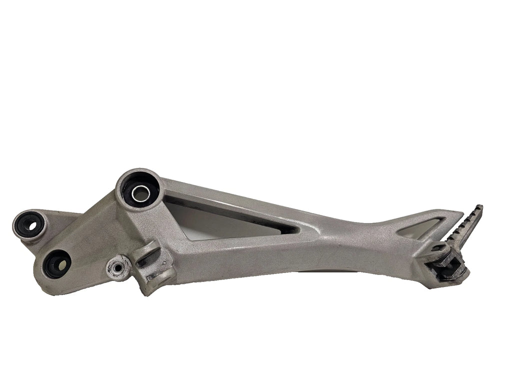 Platine repose pieds gauche Ducati Monster 696 / 796 / 1100