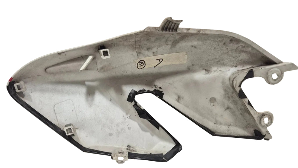 Carénage réservoir droit Ducati Hypermotard 1100 / 796