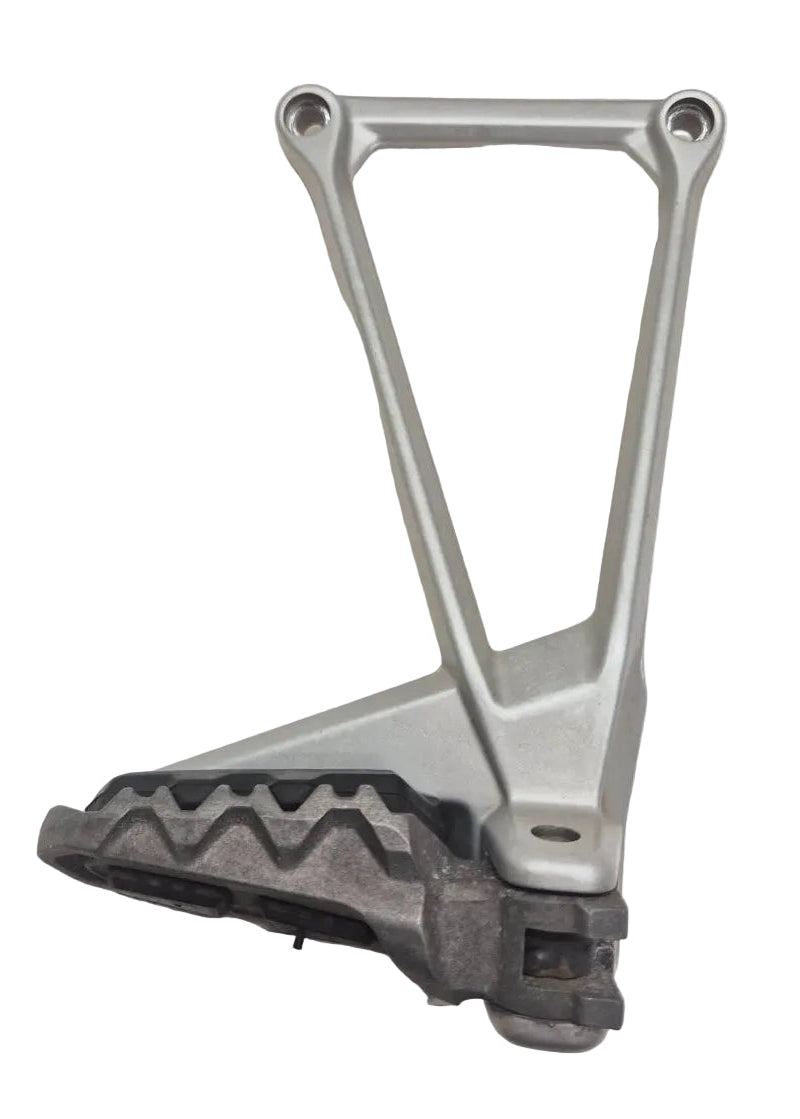 Platine repose pieds arrière droite Ducati Multistrada 1200 2010-2014 82411693AA
