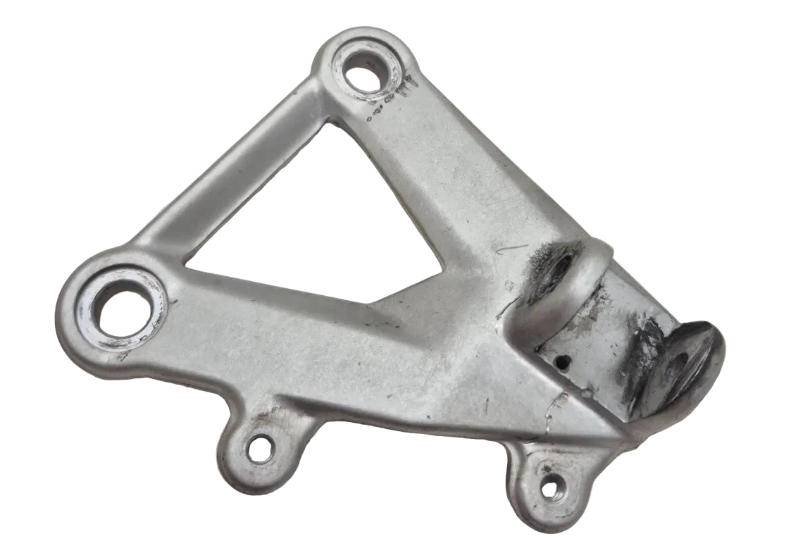 Platine repose pied droit - Ducati 848 / 1098 - 82411471A