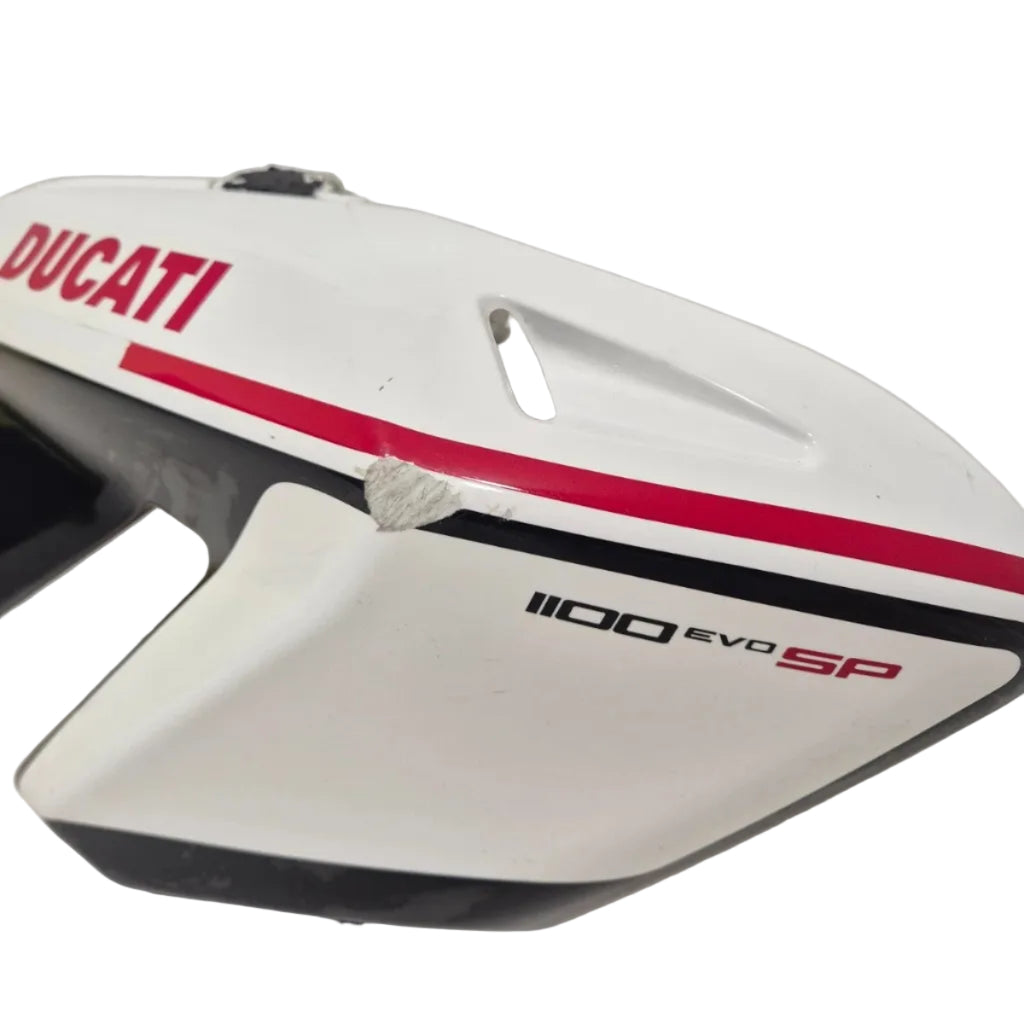 Carénage réservoir droit Ducati 1100 Hypermotard Evo SP