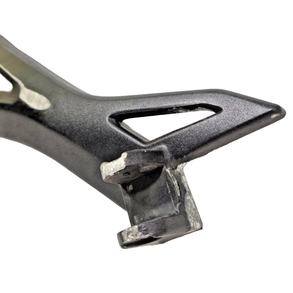 Platine repose pieds gauche Ducati Monster 696 / 796 / 1100 82411451C