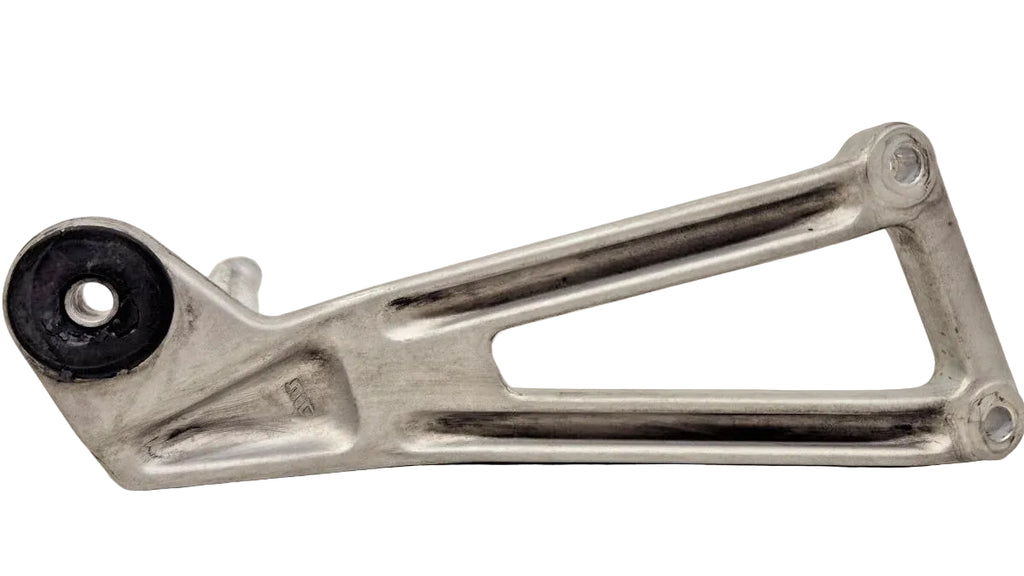 Platine repose pied arrière gauche Ducati Supersport 620 / 750 / 800 / 900 ie