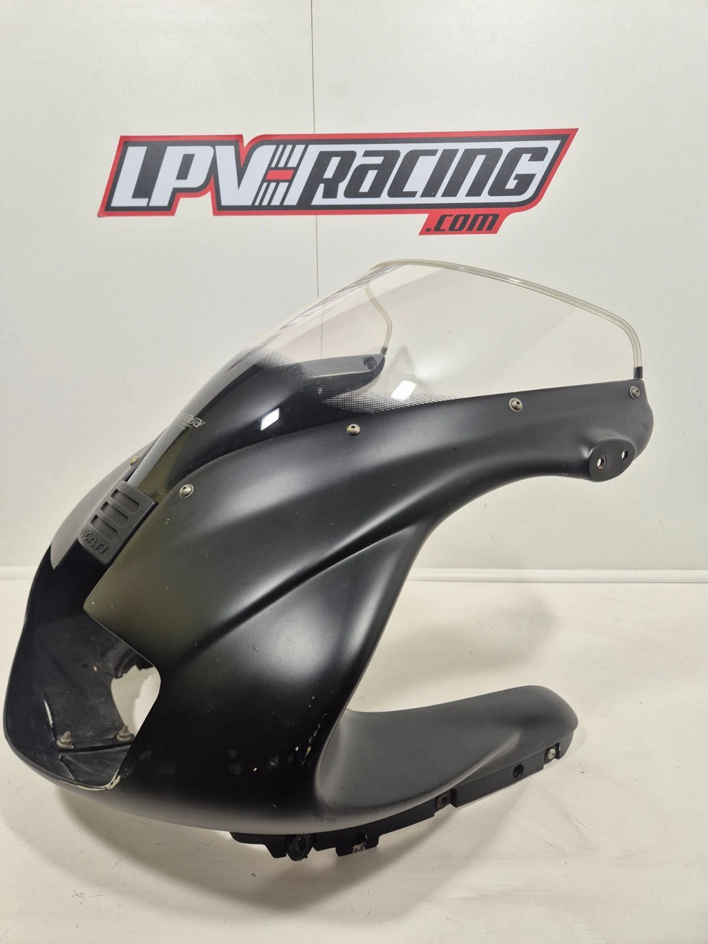 Carénage tête de fourche Ducati 620 / 750 / 800 / 900 Supersport