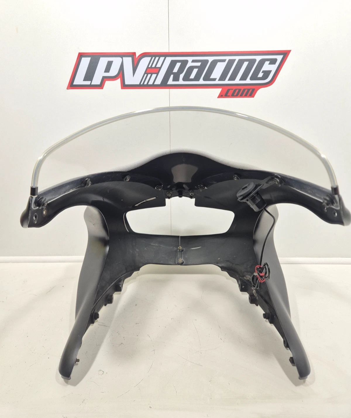 Carénage tête de fourche Ducati 620 / 750 / 800 / 900 Supersport