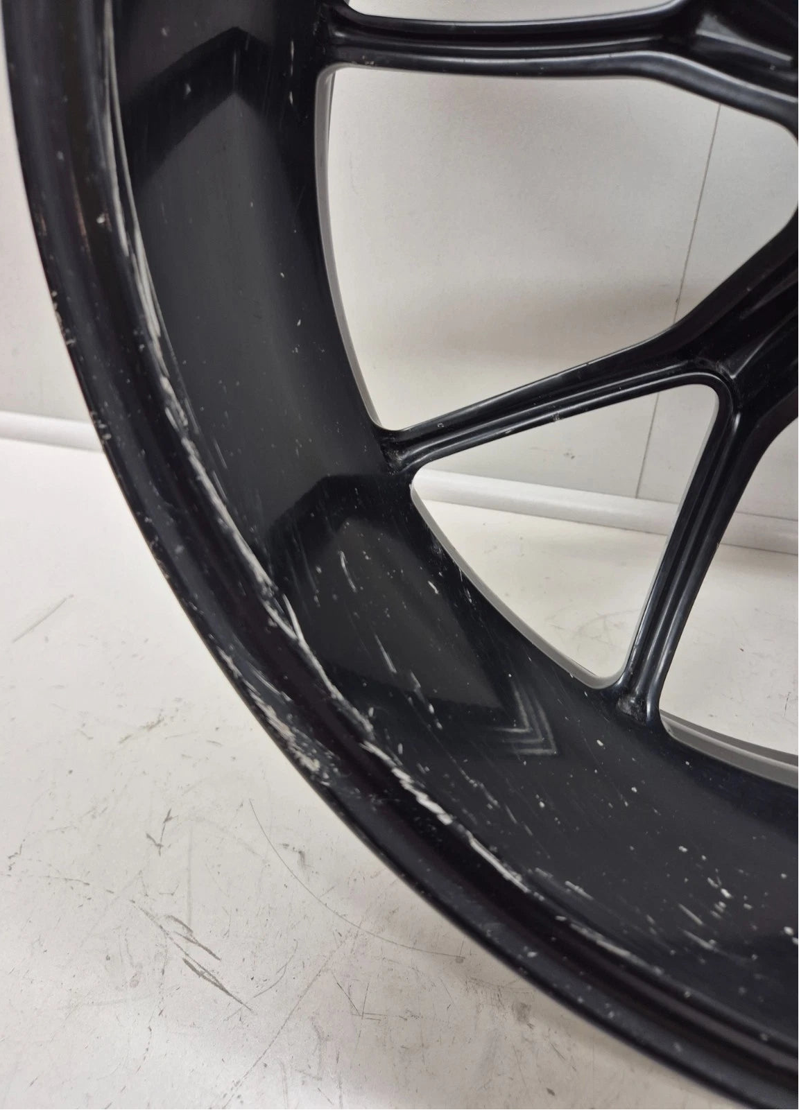 Jante / Roue arrière Ducati 848 - 50221341A