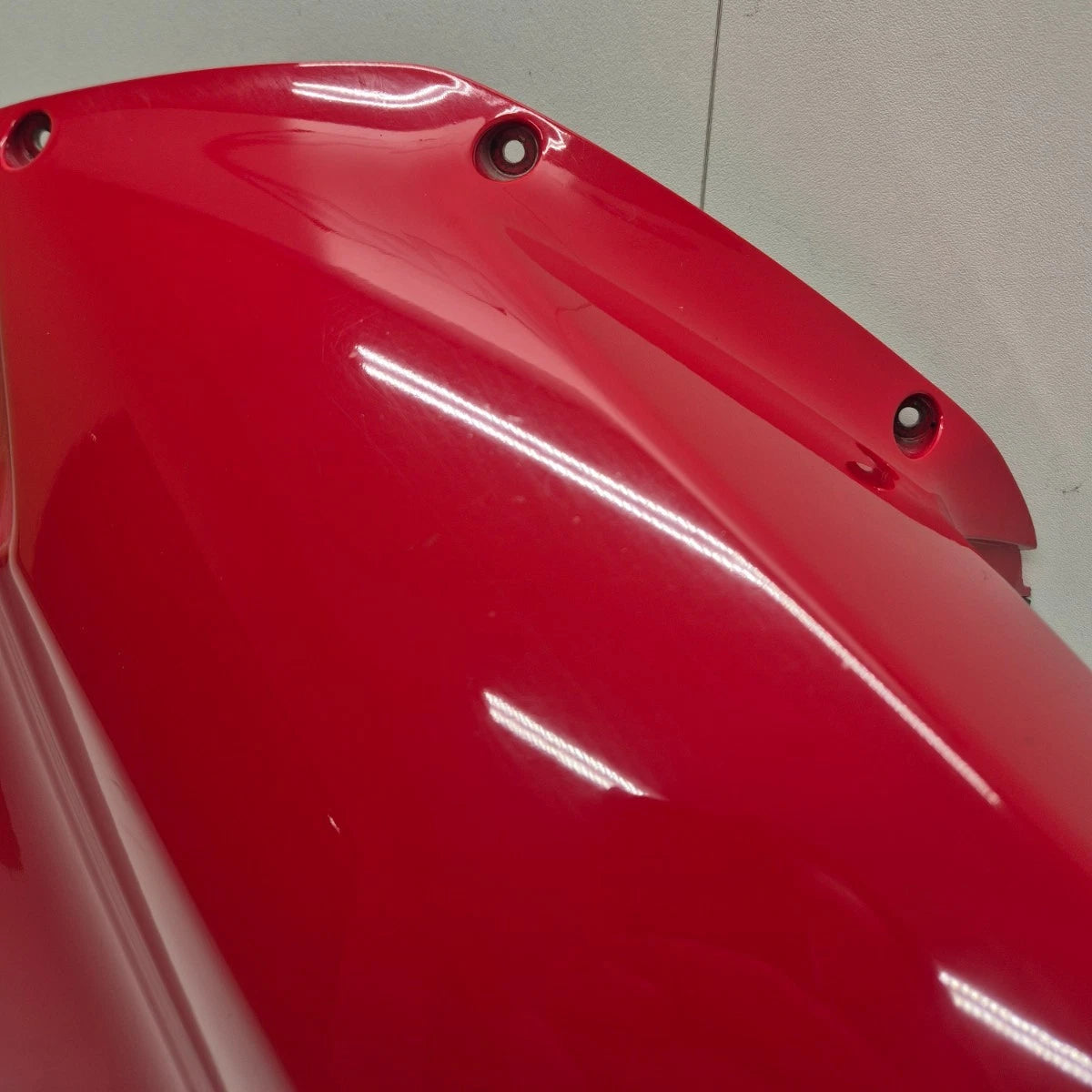 Carénage réservoir droit rouge Ducati Multistrada 1200 2010-2012 48012942AA