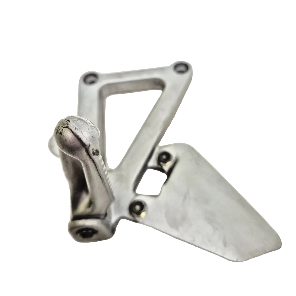 Platine repose pied pilote gauche Ducati Supersport 620 / 750 / 800 / 900 ie