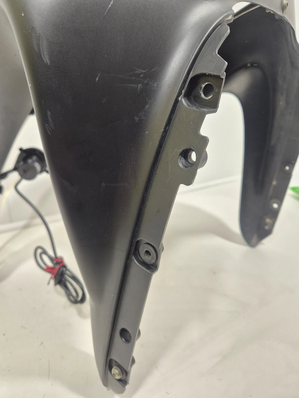 Carénage tête de fourche Ducati 620 / 750 / 800 / 900 Supersport