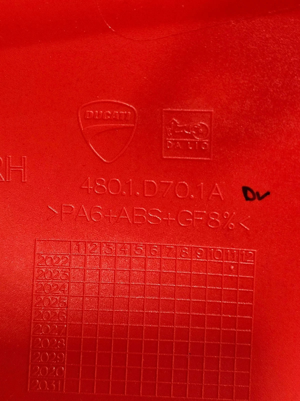 Carénage réservoir droit Ducati Streetfighter V4 S 2023-2024