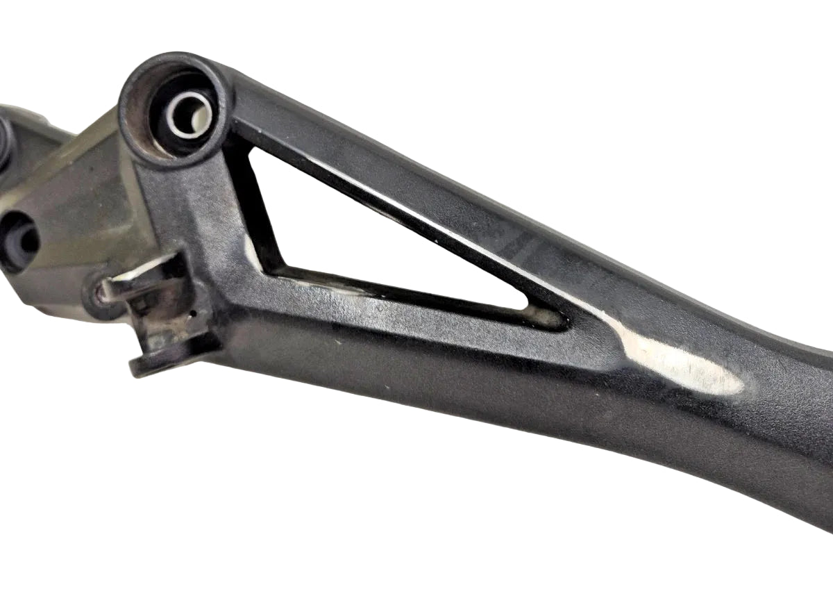 Platine repose pieds gauche Ducati Monster 696 / 796 / 1100 82411451C