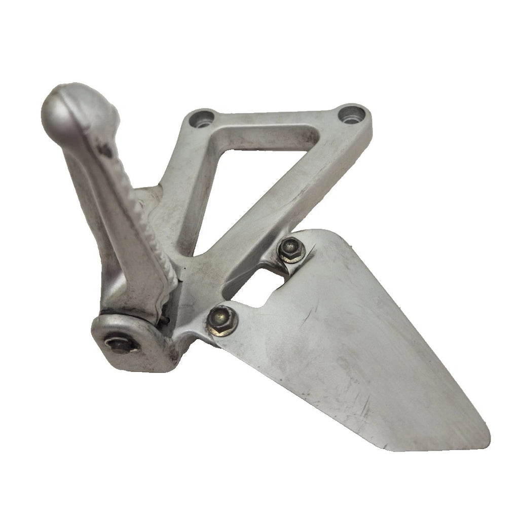 Platine repose pied pilote gauche Ducati Supersport 620 / 750 / 800 / 900 ie