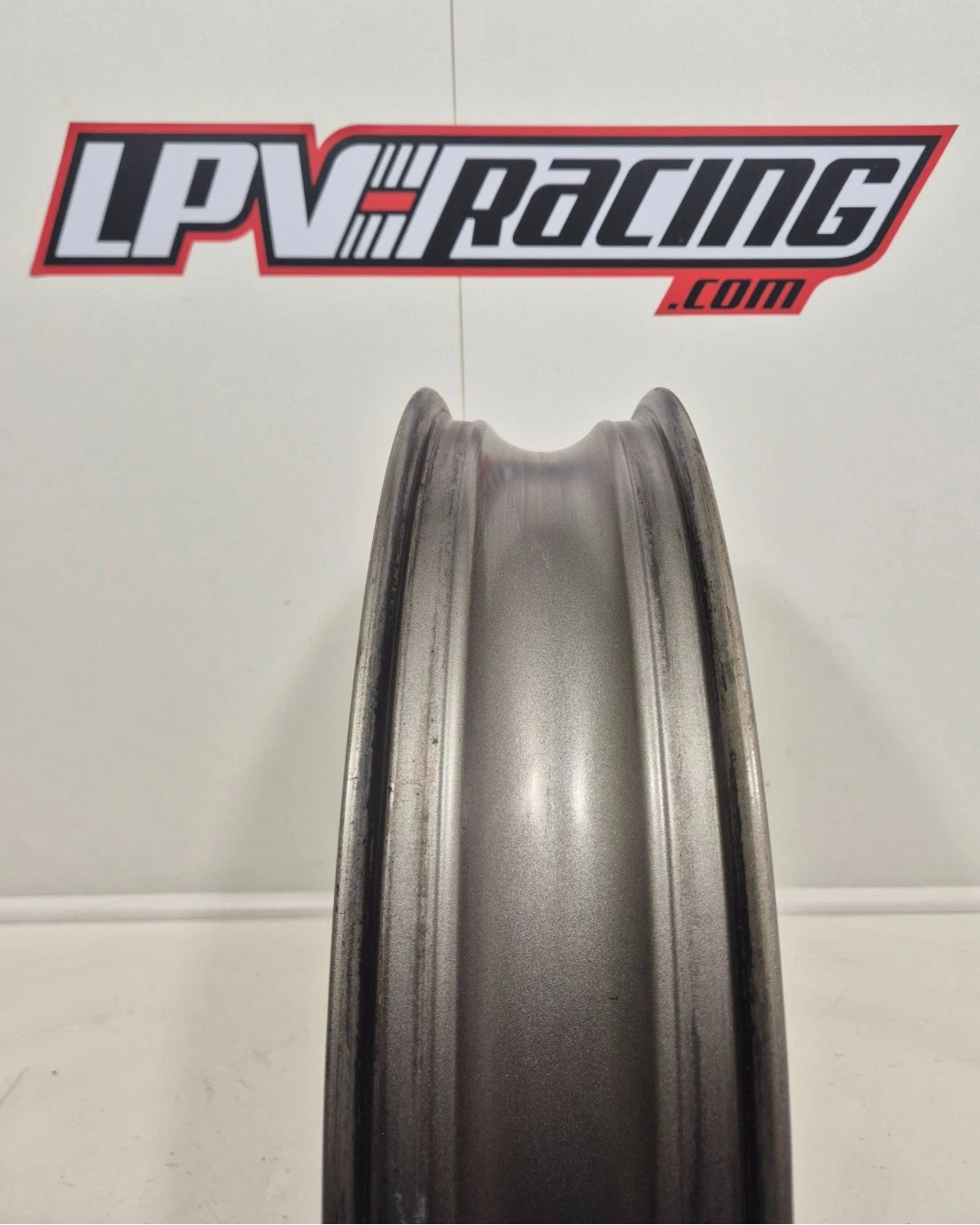 Jante / roue avant Ducati Monster / Supersport 620 / 750 / 800 / 900 / 1000