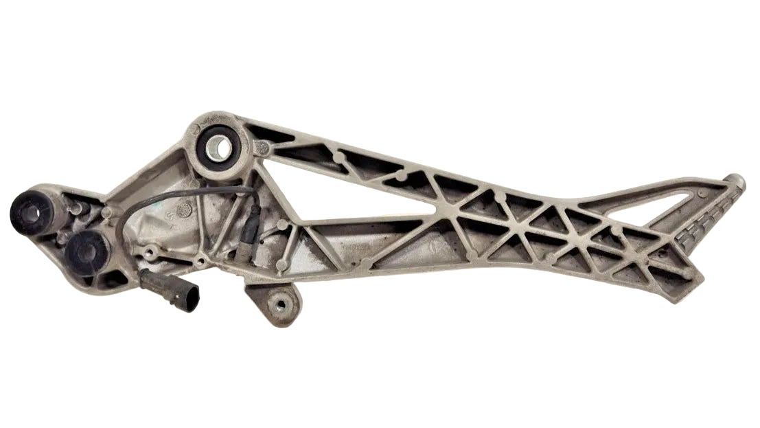 Platine repose pieds droite Ducati Monster 696 / 796 / 1100 82411441B