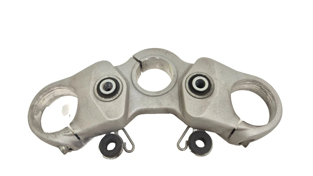 Té de fourche supérieur Ducati Monster 696 / 796 / 1100 34120681A